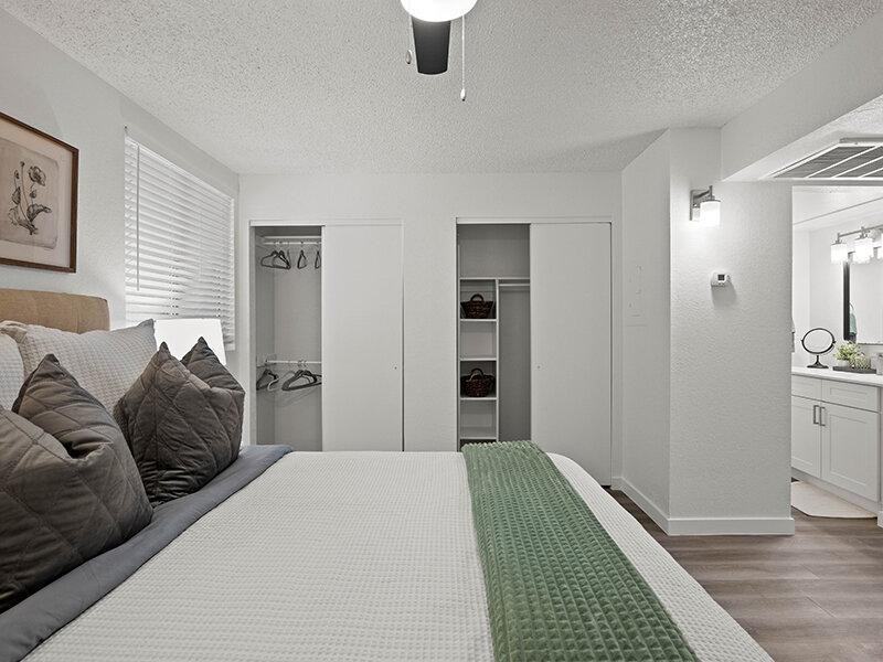 901 South Country Club Drive - Photo 4 of 50