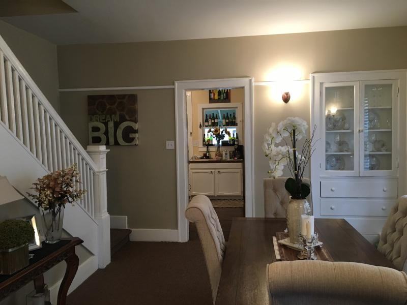 1425 E Broadway - Photo 5 of 13