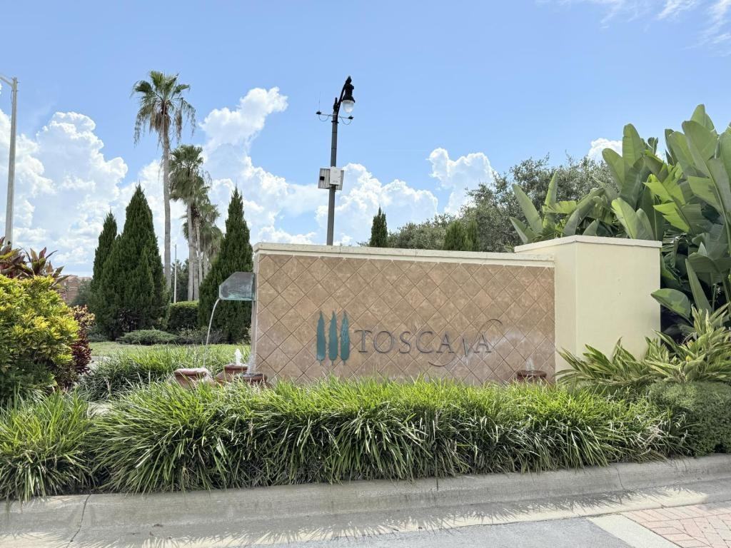 6976 Lucca Street - Photo 7 of 50