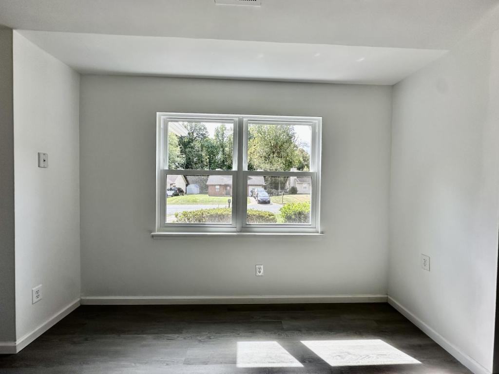 5415 Amado St - Photo 3 of 26