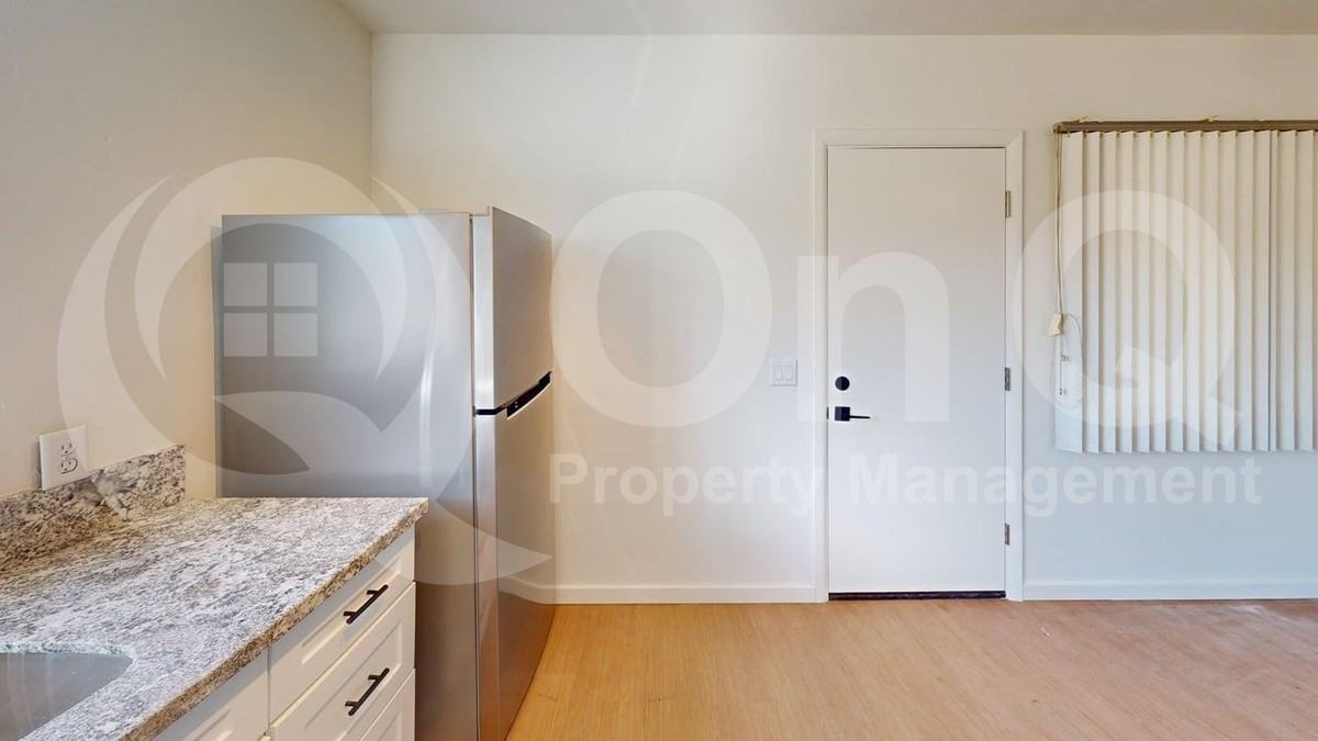 1715 N Highland Ave - Photo 7 of 15