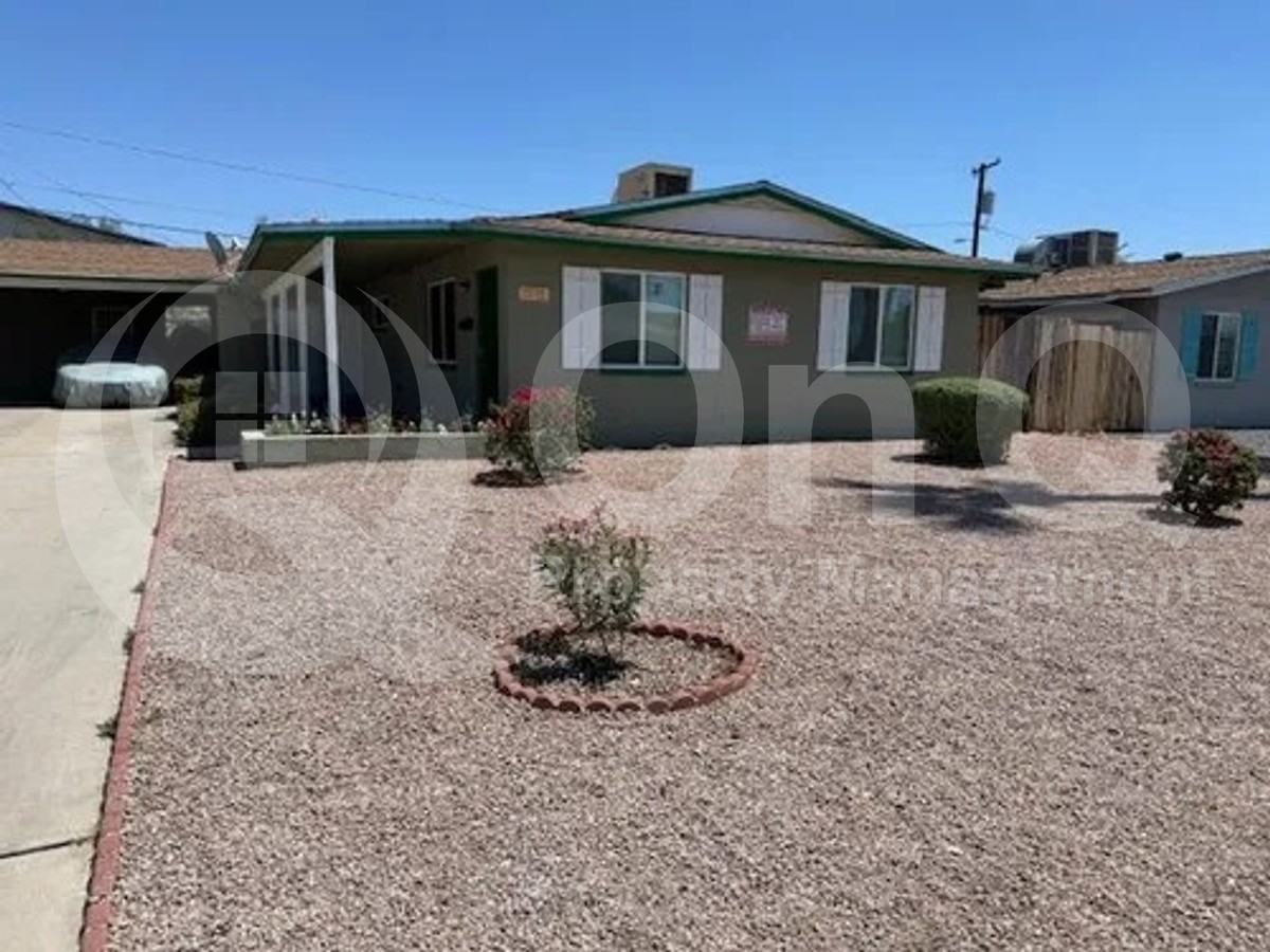 1717 N 42nd St #1 - Photo 2 of 21