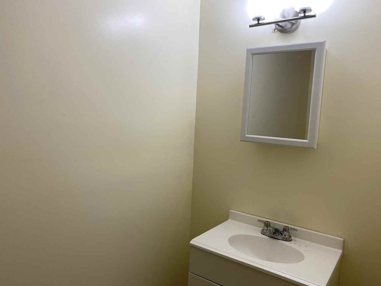 47 Pleasant St #1 - Photo 4 of 19