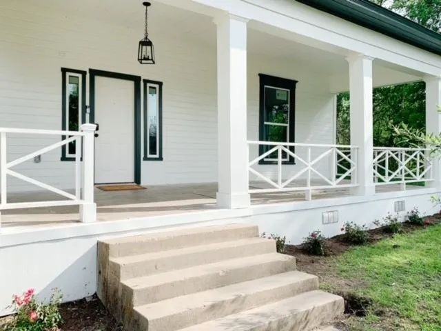 2204 Parrott Ave - Photo 4 of 10