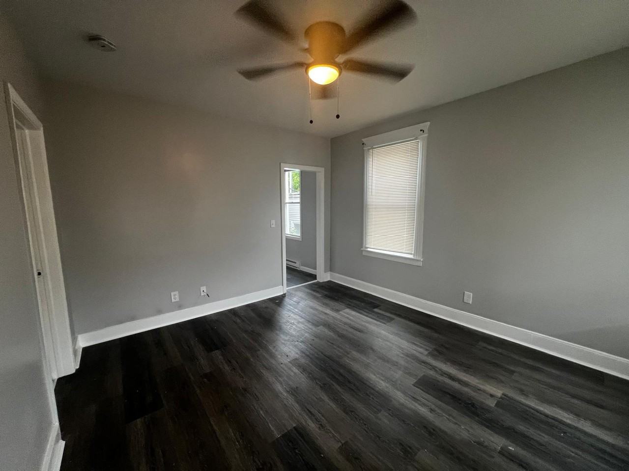 127 Congress Ave #1 - Photo 5 of 24