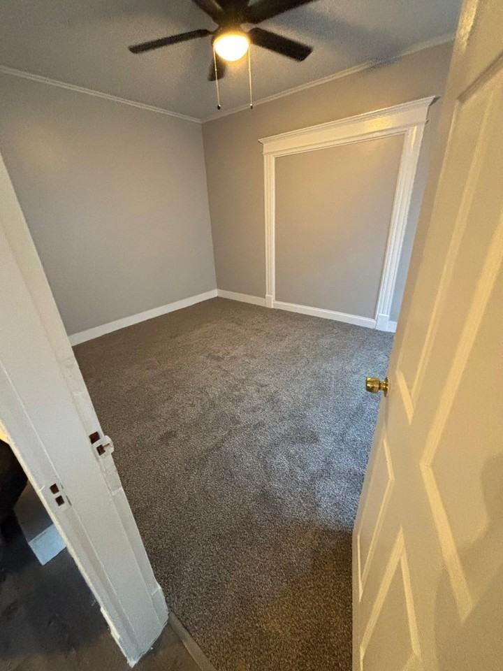 127 Congress Ave #1 - Photo 6 of 24