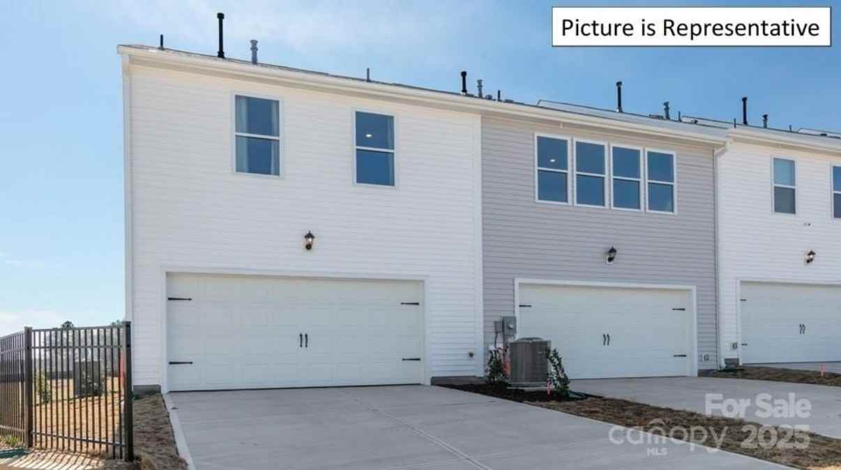 Harlequin Dr #2056 - Photo 4 of 27