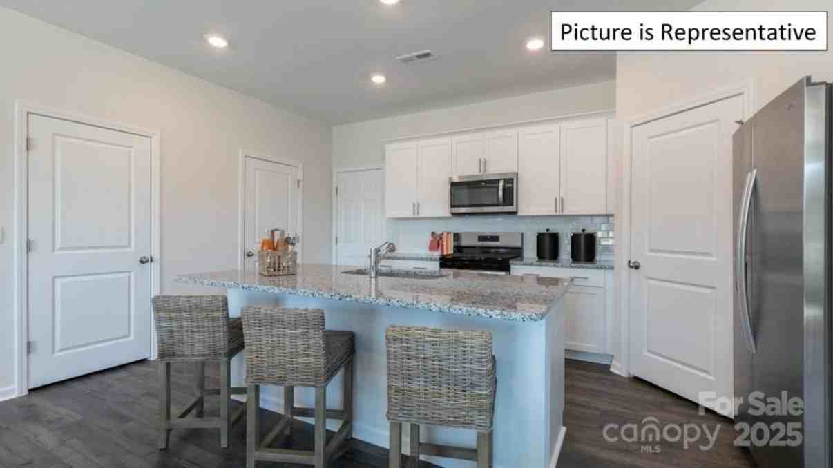 Harlequin Dr #2056 - Photo 6 of 27