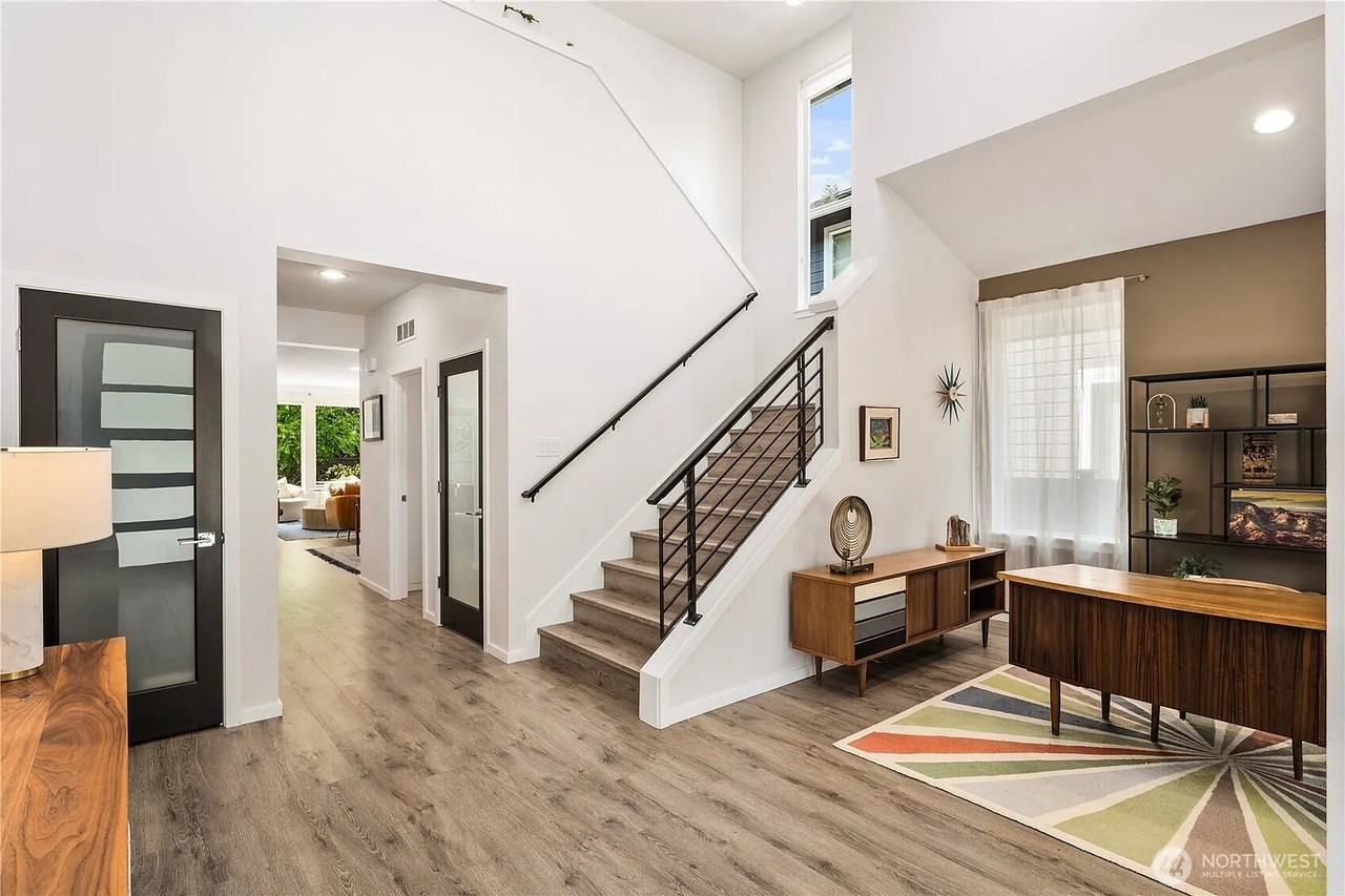14512 Overlook Dr E #NA - Photo 2 of 36