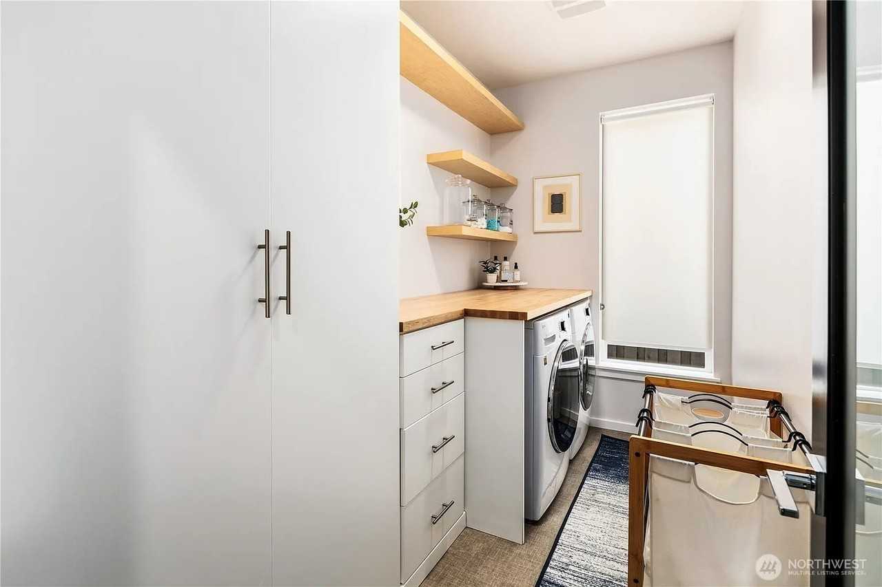 14512 Overlook Dr E #NA - Photo 6 of 36