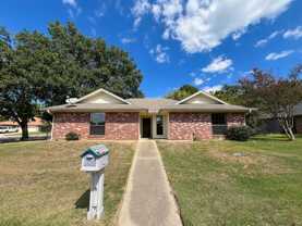 408 W Briar Ct #NA - Photo 1 of 1