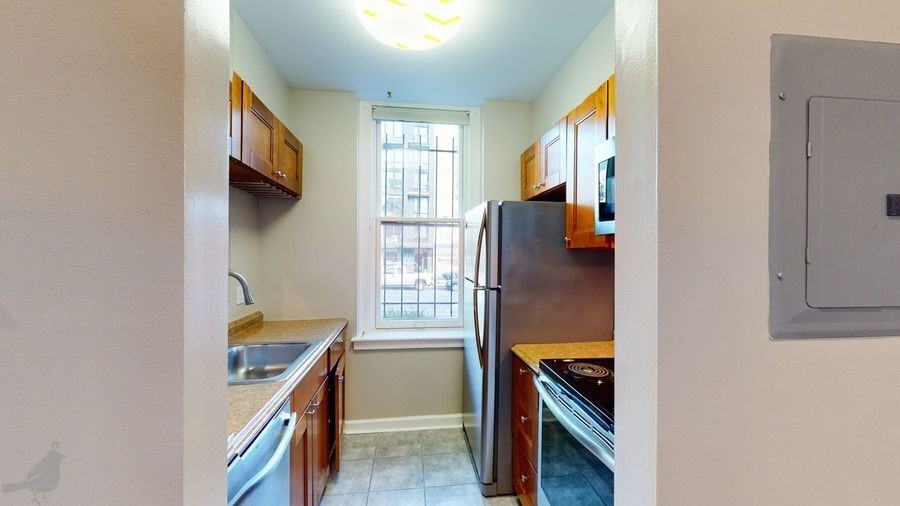 2032 15th Street Northwest #4 - Photo 5 of 33