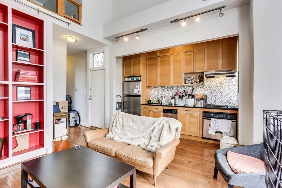 1933 18th St Nw #303 - Photo 5 of 24