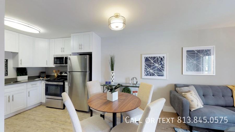 4350 W Kennedy Blvd #21 - Photo 3 of 9