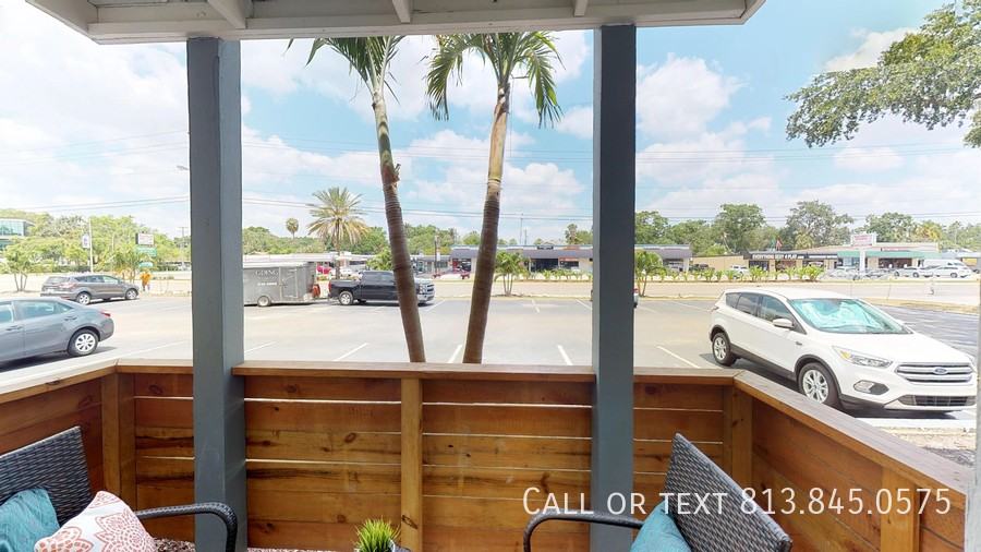 4350 W Kennedy Blvd #21 - Photo 5 of 9