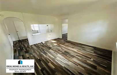 2726 Swayze Street - Photo 2 of 8