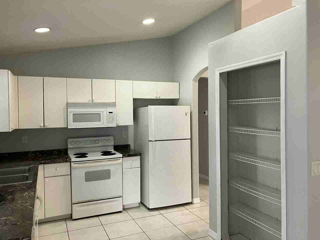 4185 Simkins Avenue, Unit Kuritsyna - Photo 6 of 12