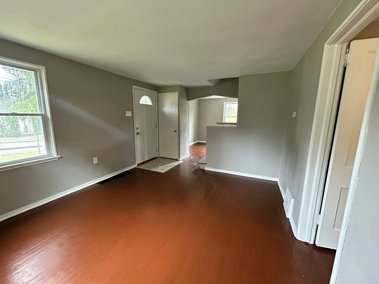 151 Collins Drive - Photo 5 of 22