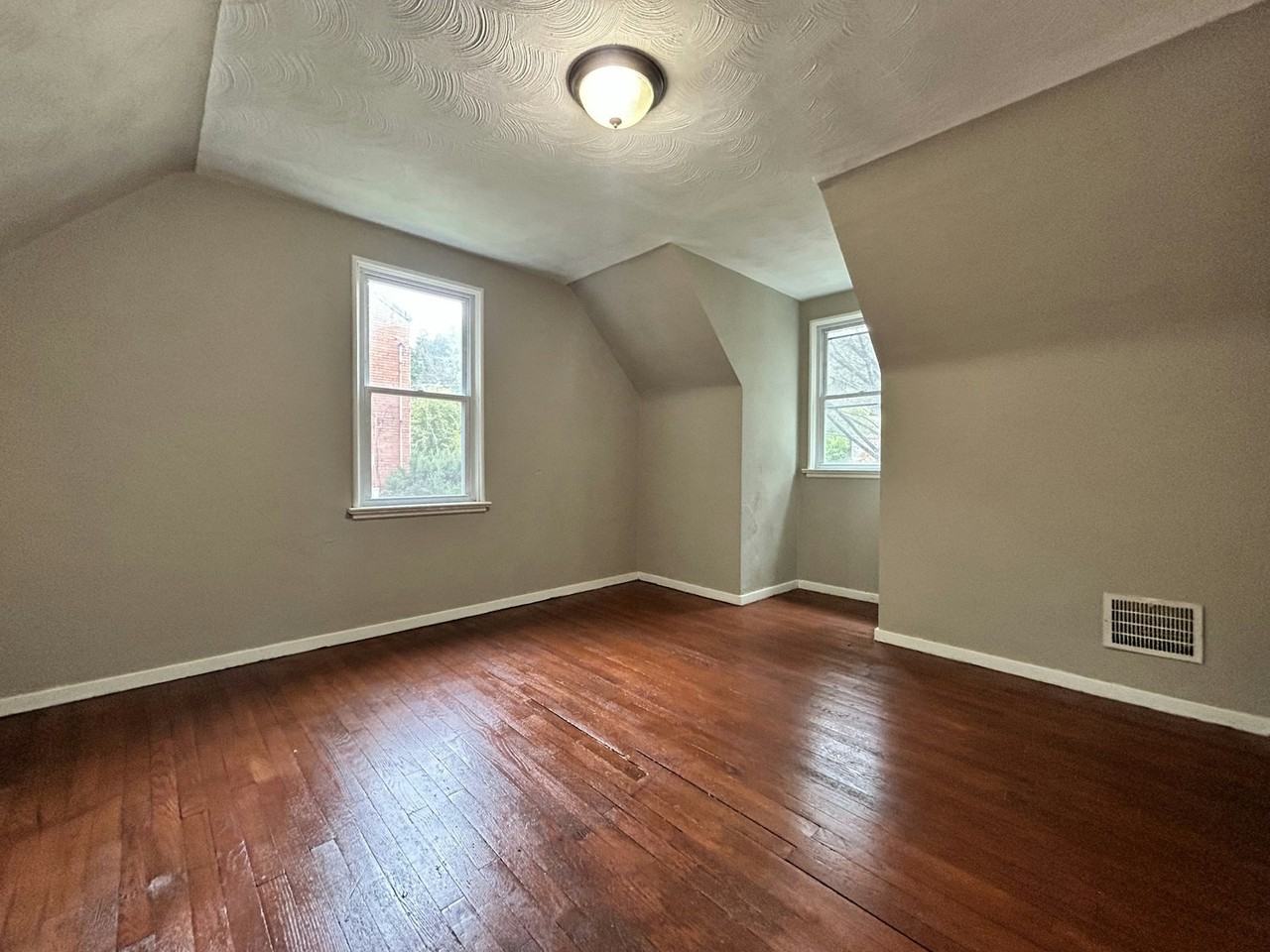 151 Collins Drive - Photo 6 of 18