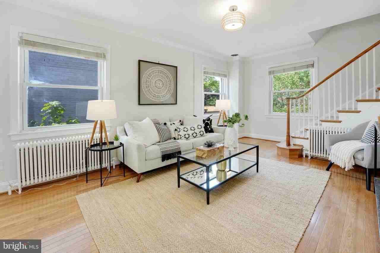 5522 Blair Rd Ne - Photo 2 of 48