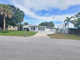 1624 Ne Orion St - Photo 1 of 1