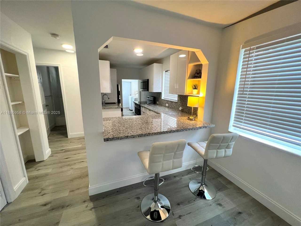 140 Nw 124th St #0 - Photo 3 of 16