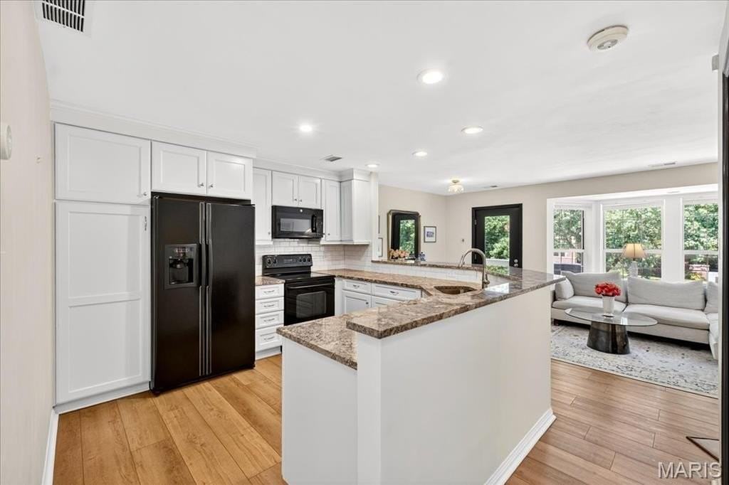 4436 Mcpherson Ave #A - Photo 2 of 32