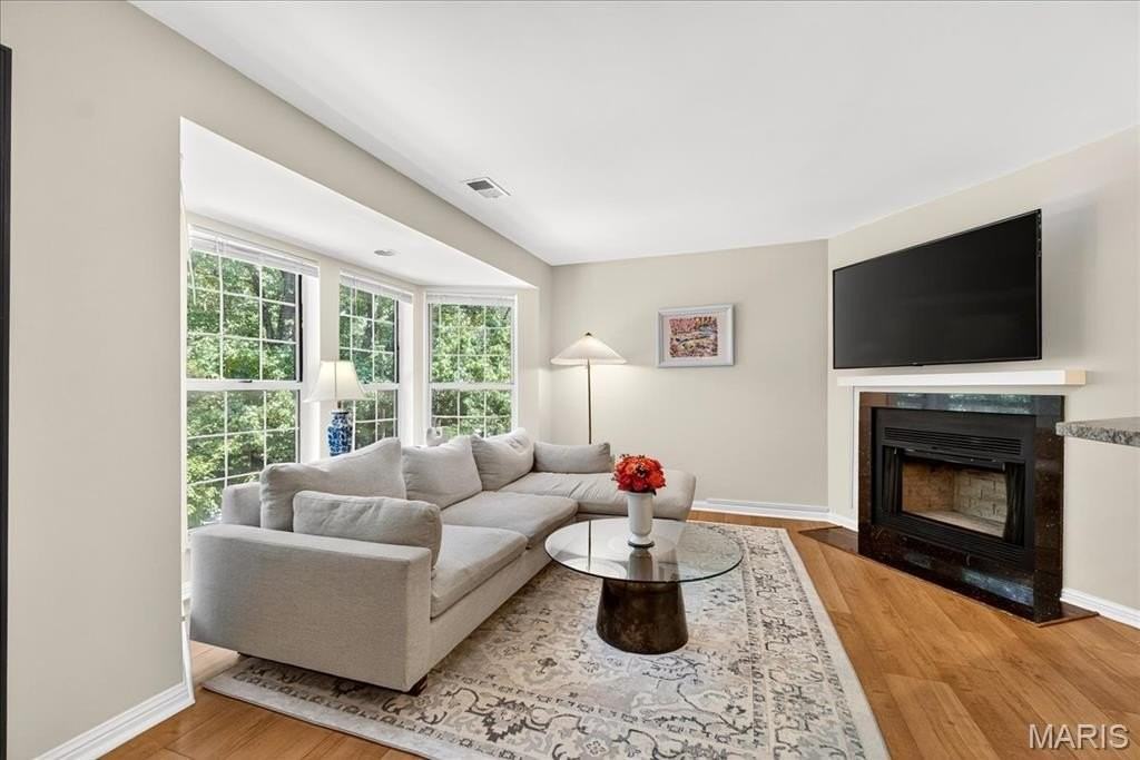 4436 Mcpherson Ave #A - Photo 7 of 32