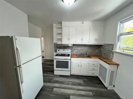featured image of 194 Summit Ave #3