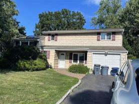55 Holiday Park Dr - Photo 1 of 1