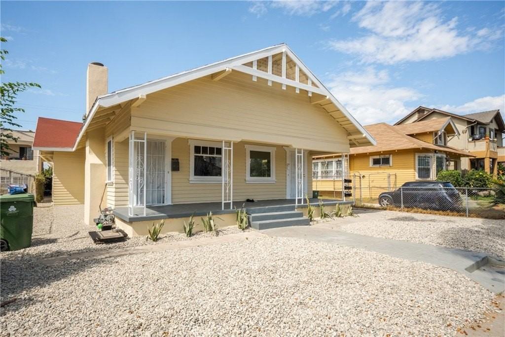 3929 Brighton Ave - Photo 3 of 25