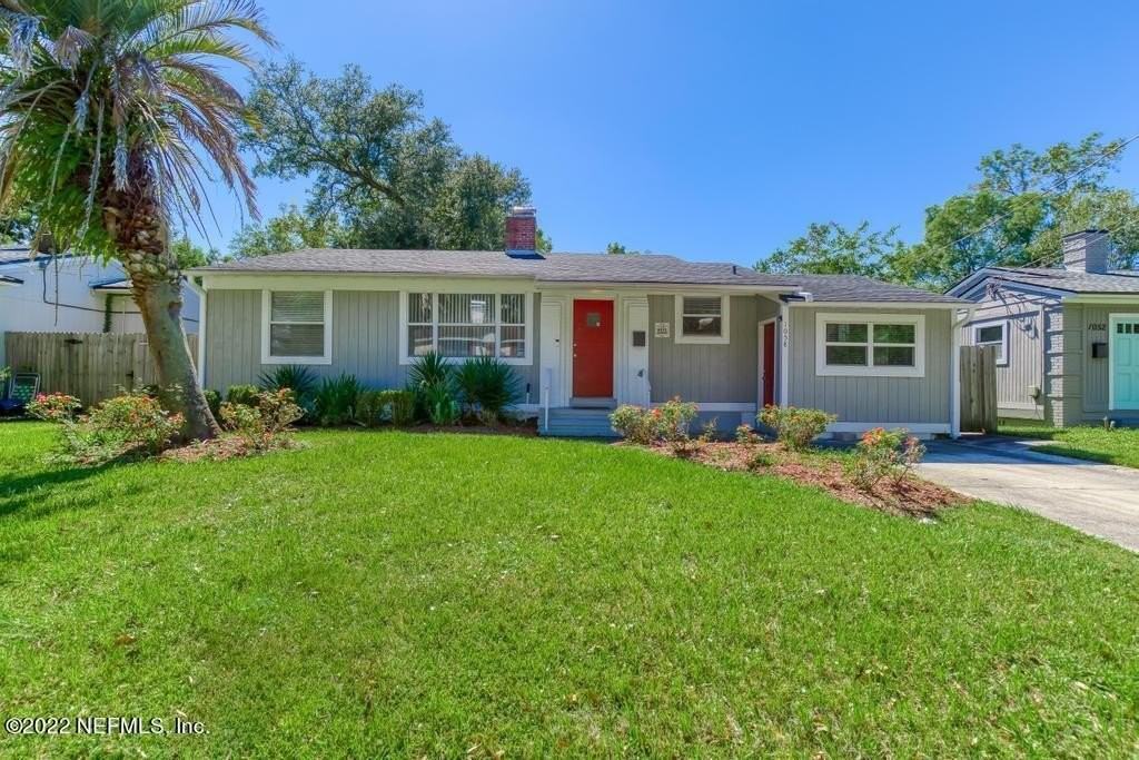 1058 Willis Dr - Photo 3 of 39