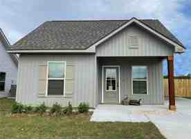 featured image of 17012 E Iowa Ave