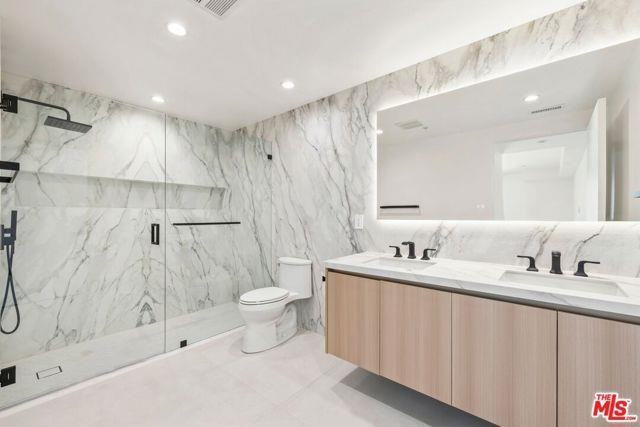 1414 South Beverly Drive #402 - Photo 4 of 8