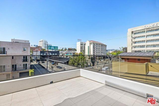 1414 South Beverly Drive #402 - Photo 7 of 8