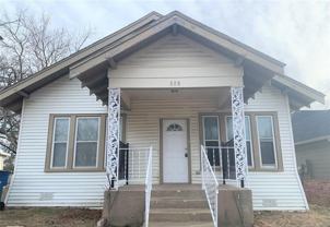 520 E Day St - Photo 1 of 1