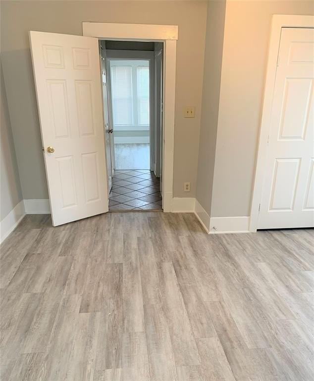 520 East Day Street - Photo 4 of 10