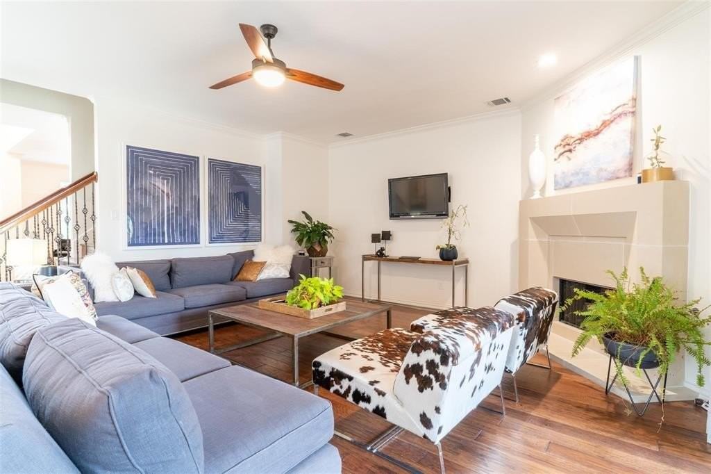 10451 Enchanted Meadow Dr - Photo 7 of 35