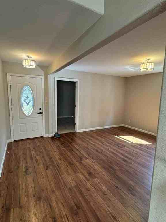 1922 Kensington Dr - Photo 4 of 39