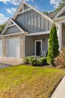 featured image of 524 Bellingham Dr Ne