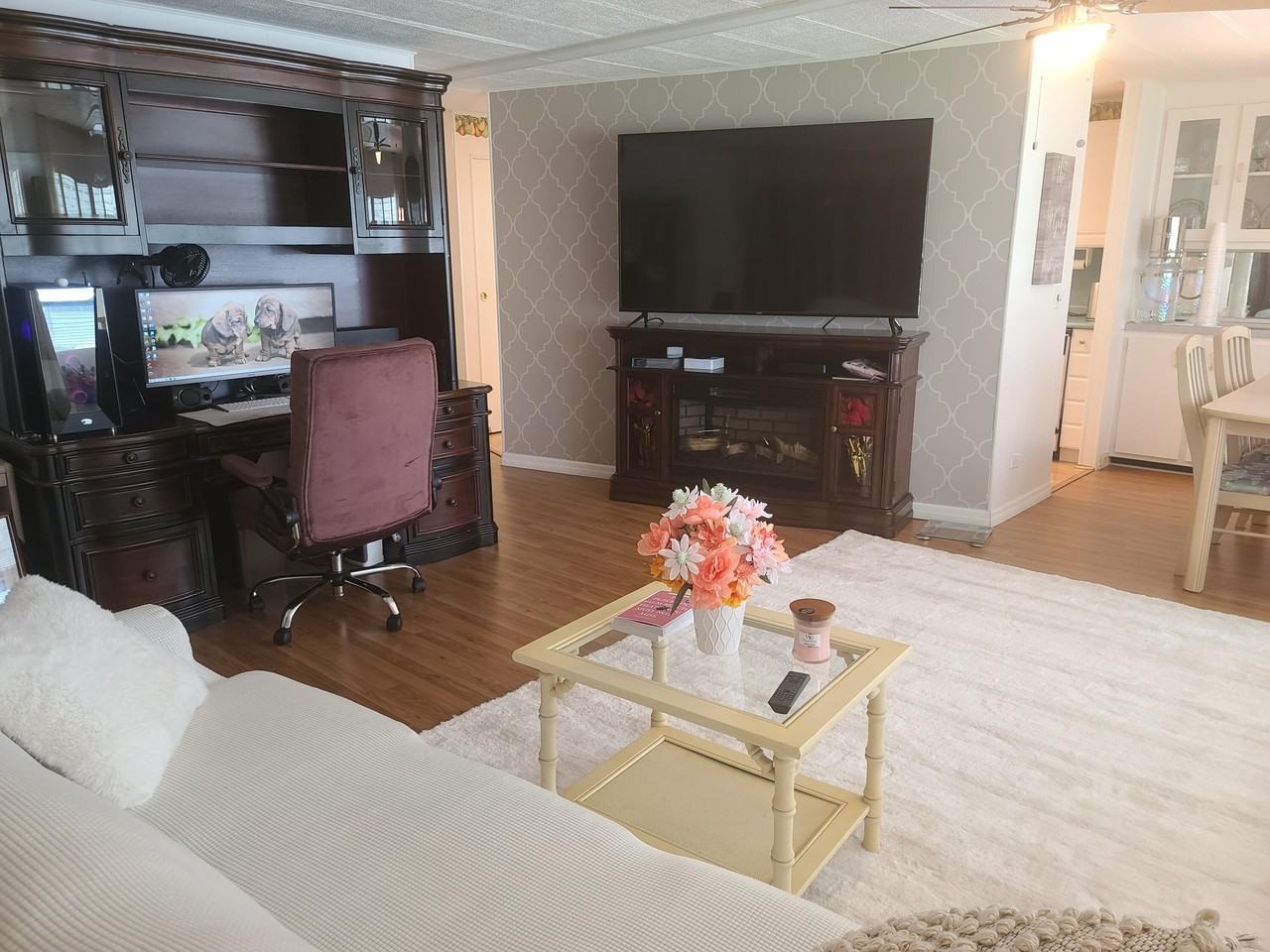 4482 King Theodore Dr - Photo 4 of 15