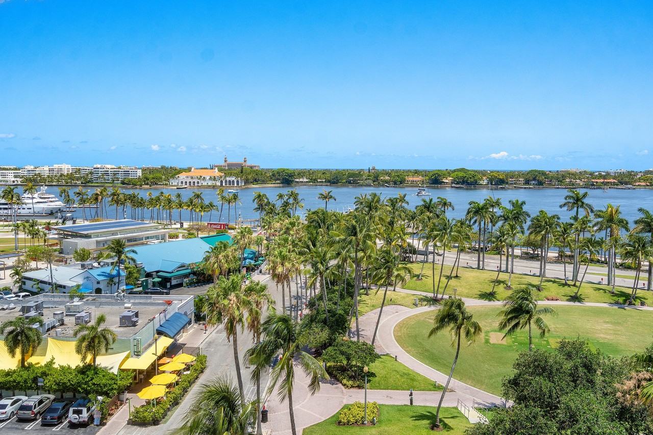 201 S Narcissus Ave #605 - Photo 7 of 33