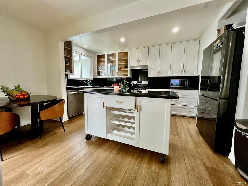 15130 Septo St - Photo 3 of 8