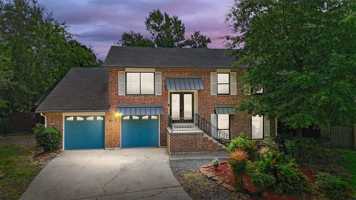 featured image of 13 Whistlers Ct