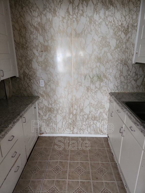 7 Paige Ave - Photo 5 of 9