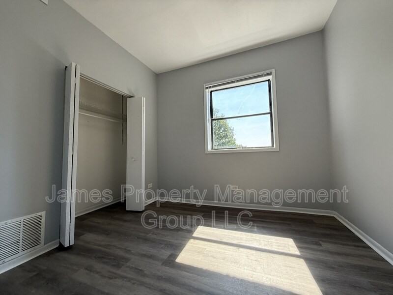 6106 S Dorchester Ave - Photo 7 of 8