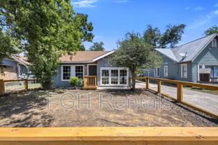 915 Canton - Photo 1 of 1