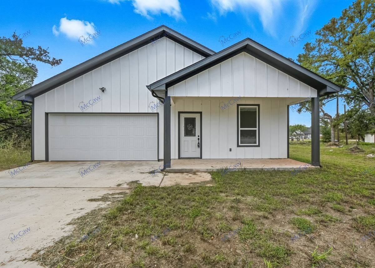 4302 Mountain Hollow Dr - Photo 2 of 10