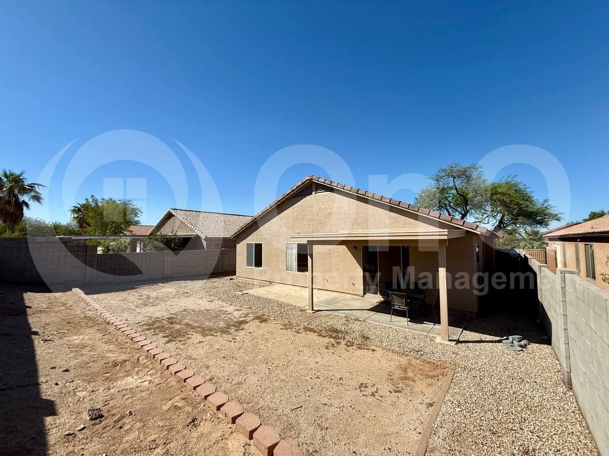 2021 E Caldwell St - Photo 3 of 10