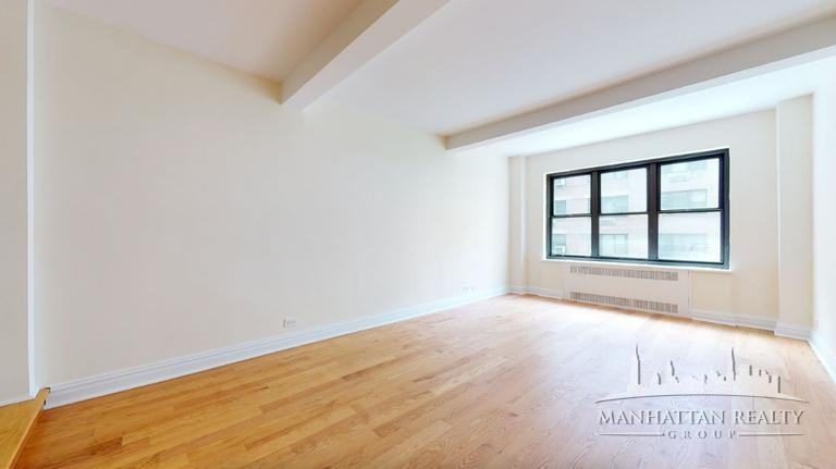 E 56th St #9C - Photo 2 of 11